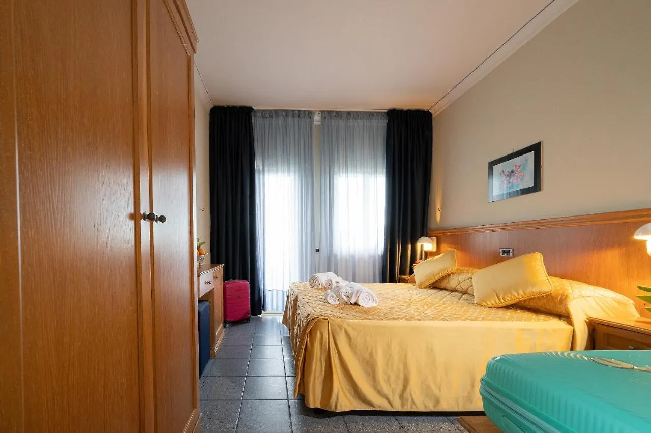 Hotel Sabbie D'Oro Giardini Naxos