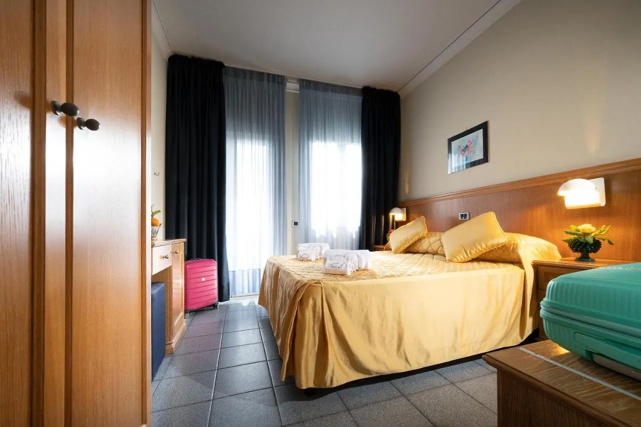 Hotel Sabbie D'Oro Giardini Naxos