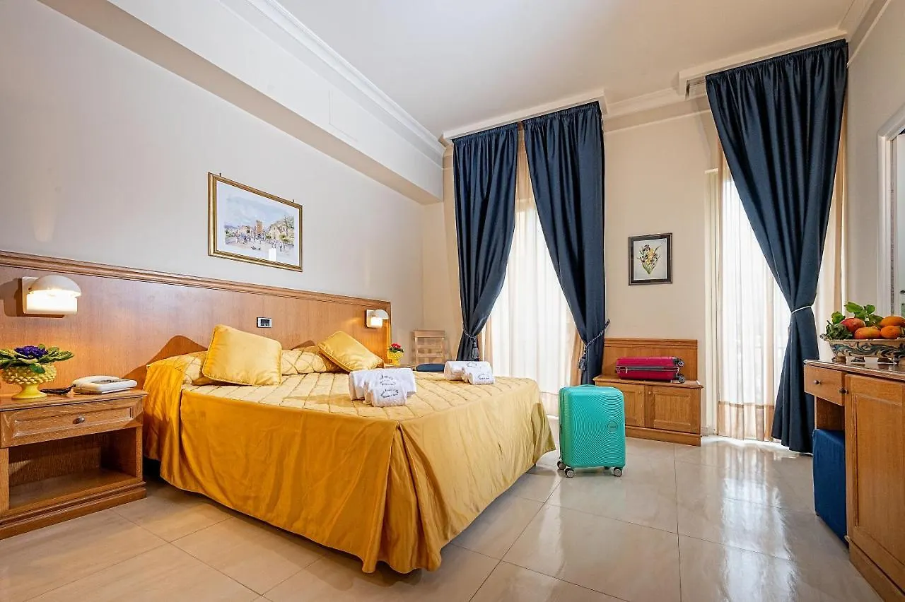 Hotel Sabbie D'Oro Giardini Naxos