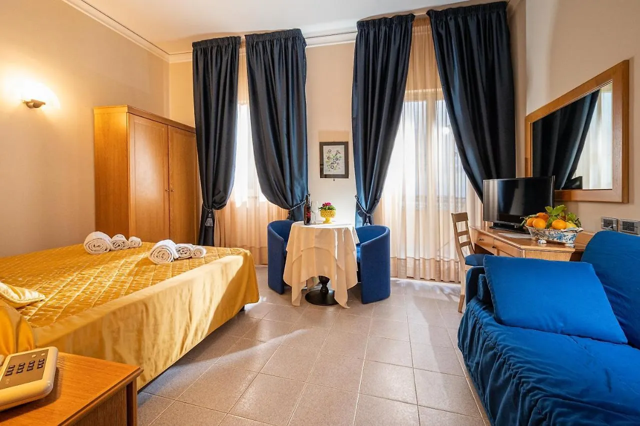 Hotel Sabbie D'Oro Giardini Naxos